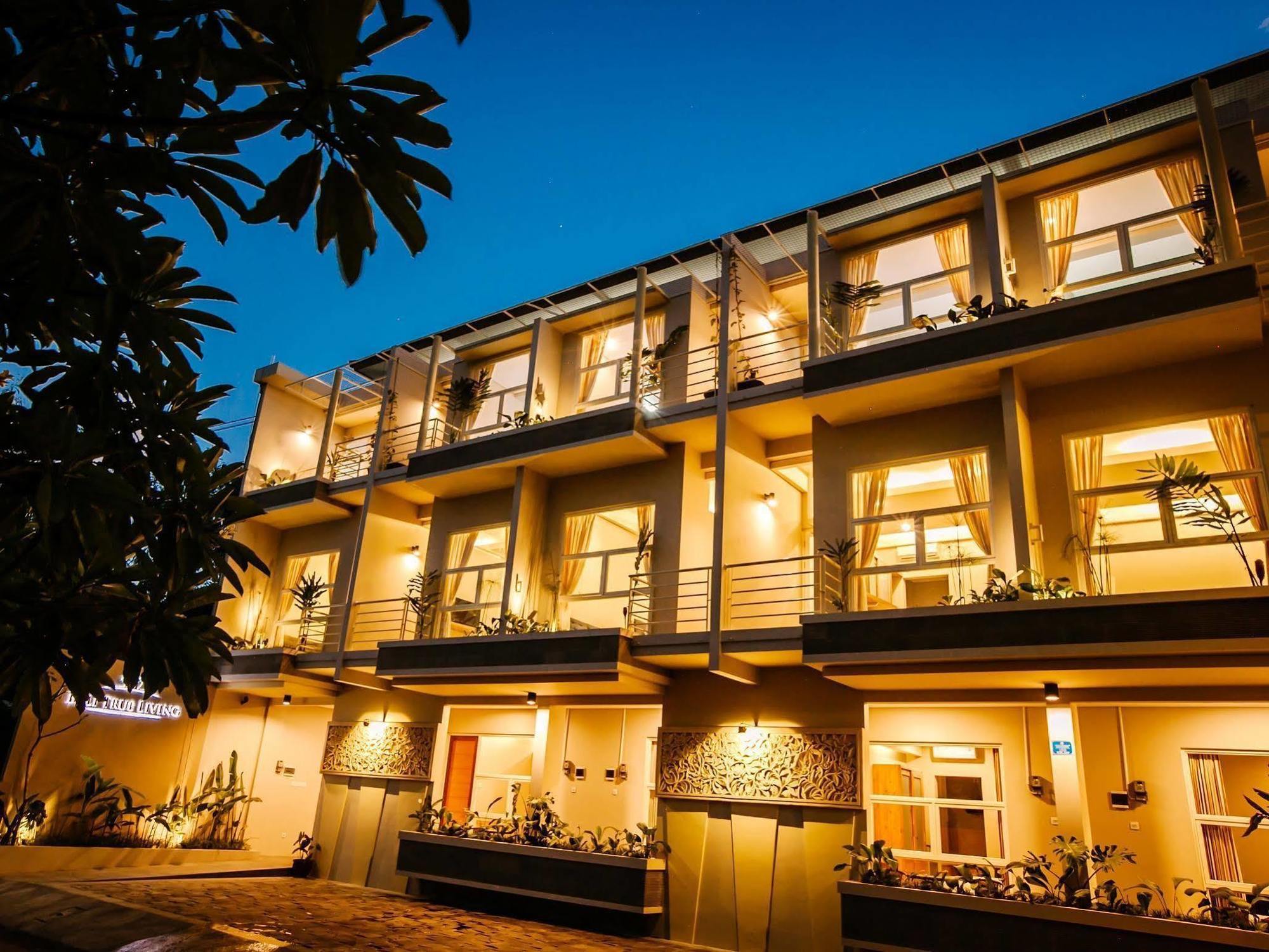 덴파사르 Bali True Living 아파트 호텔 외부 사진