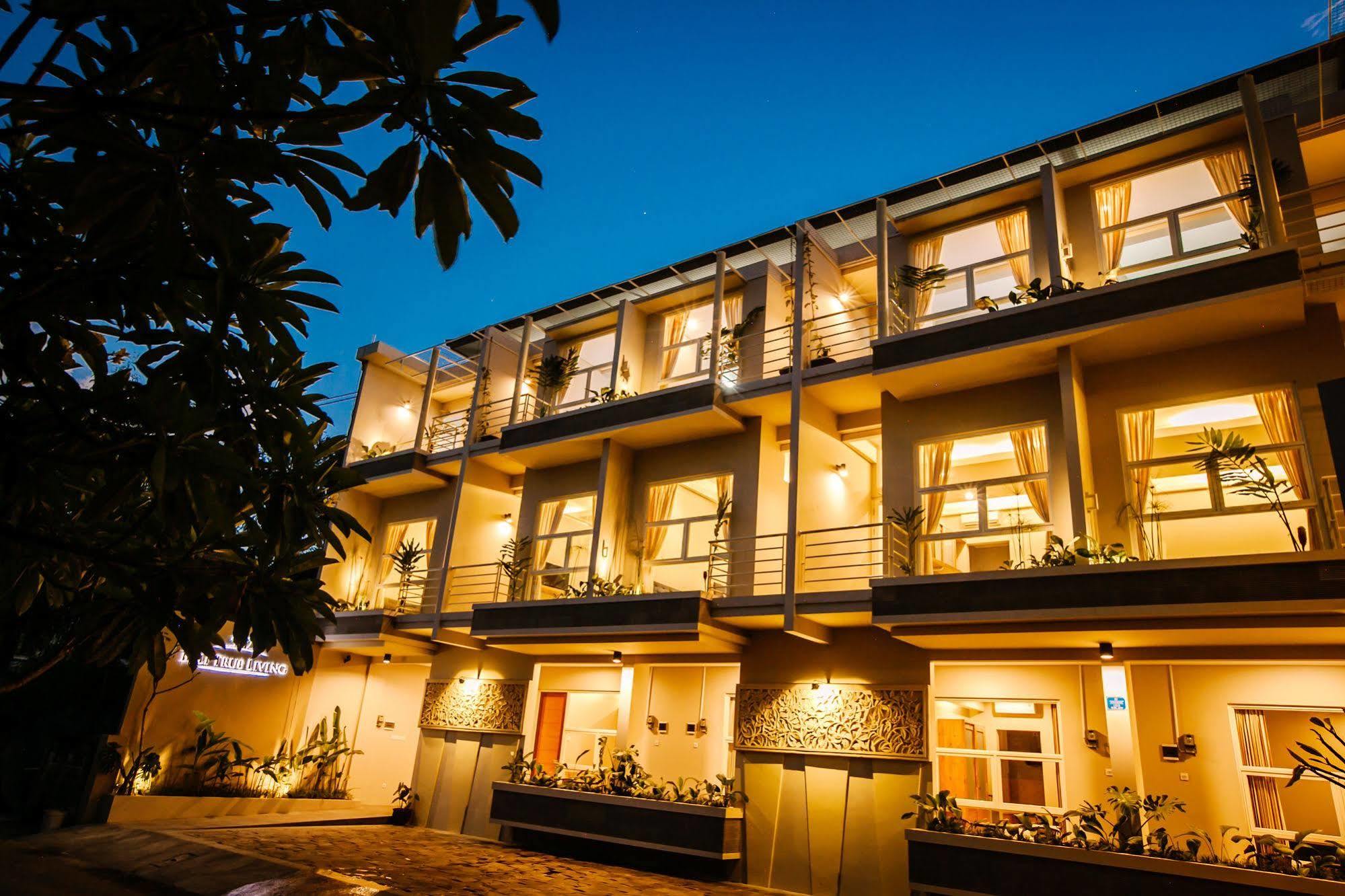 덴파사르 Bali True Living 아파트 호텔 외부 사진